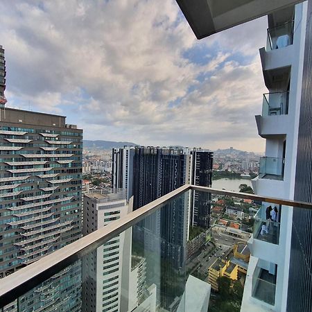 Reizz Residence By Luxury Suites กัวลาลัมเปอร์ ภายนอก รูปภาพ