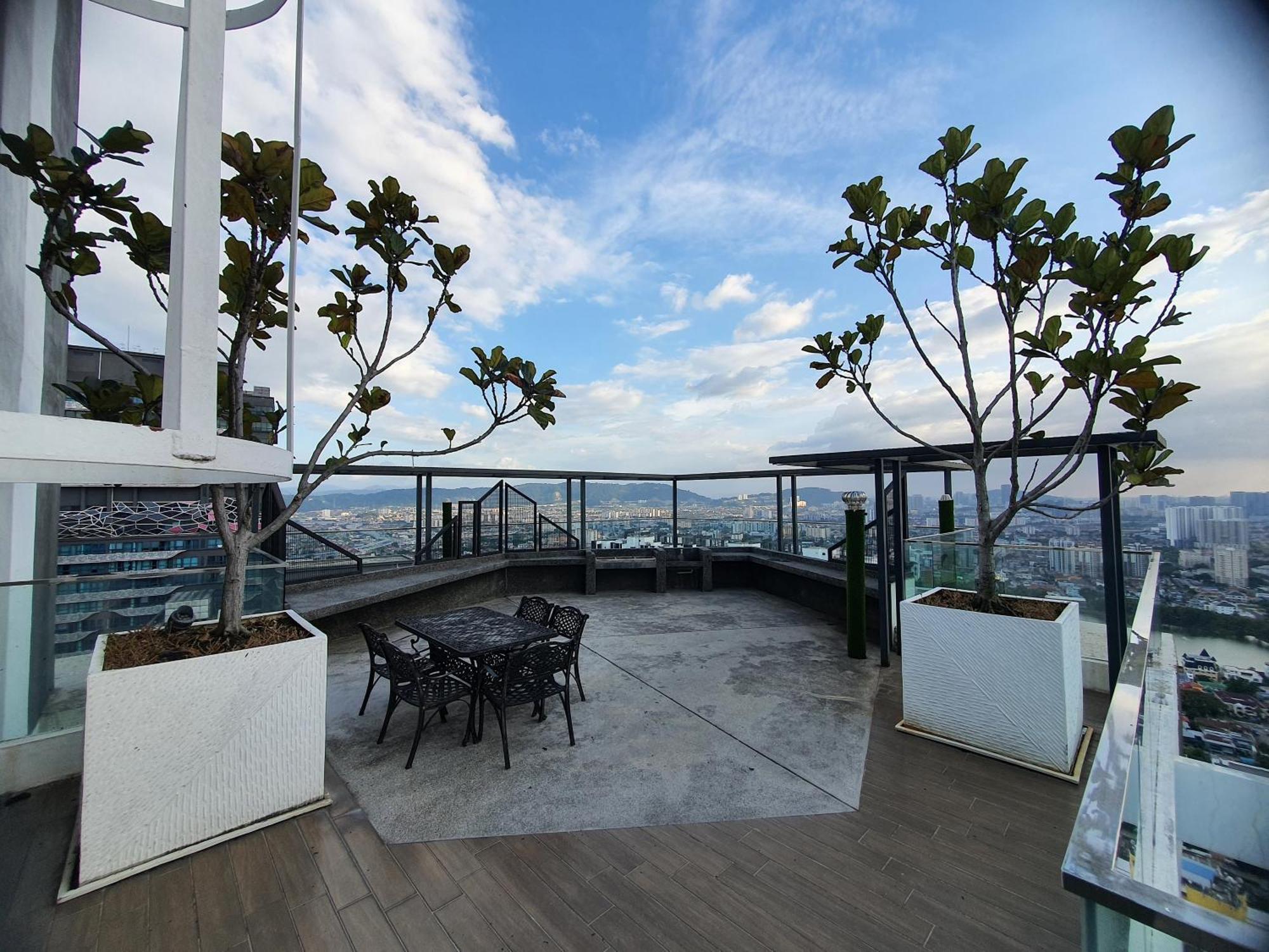 Reizz Residence By Luxury Suites กัวลาลัมเปอร์ ภายนอก รูปภาพ