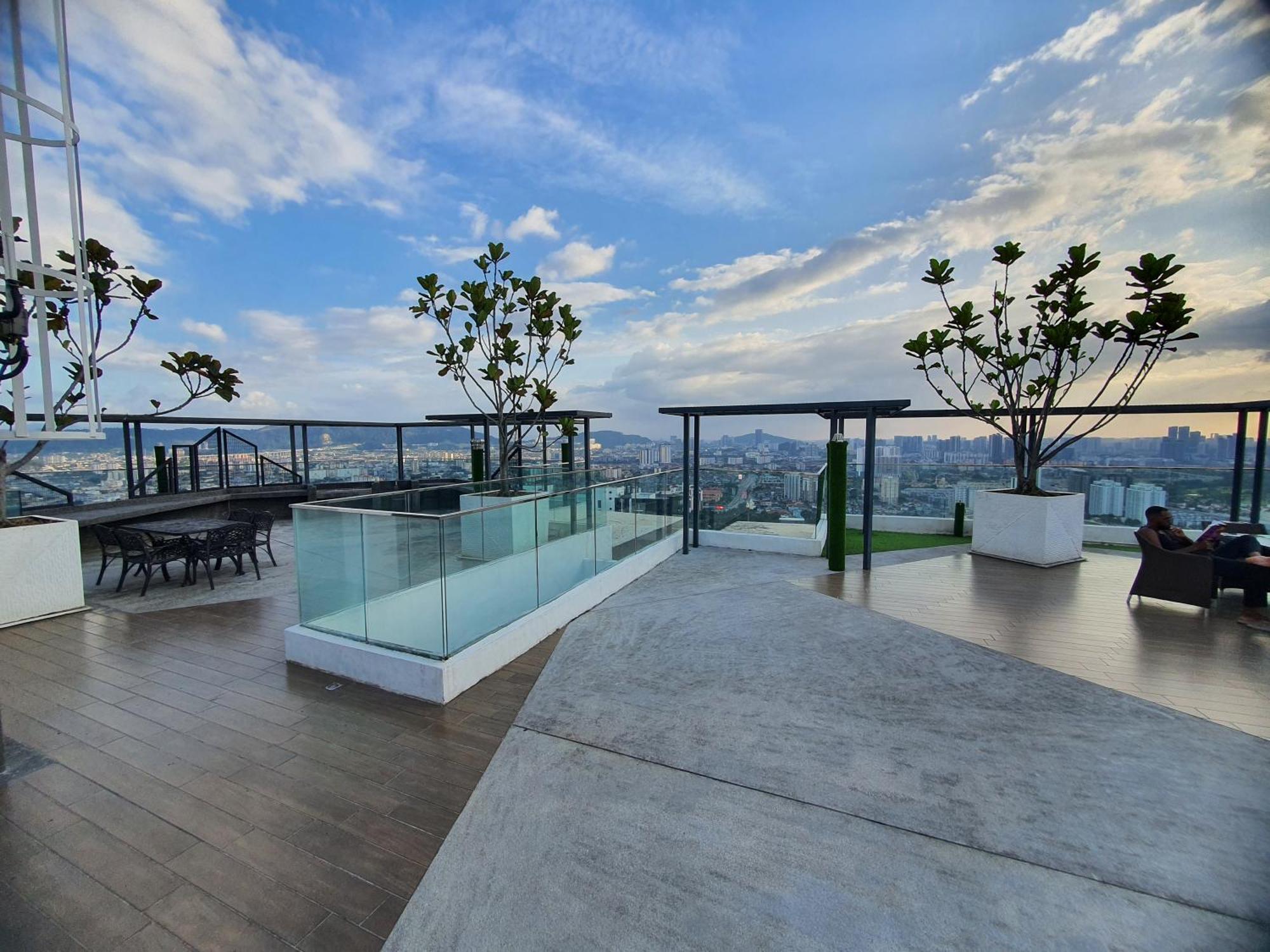 Reizz Residence By Luxury Suites กัวลาลัมเปอร์ ภายนอก รูปภาพ