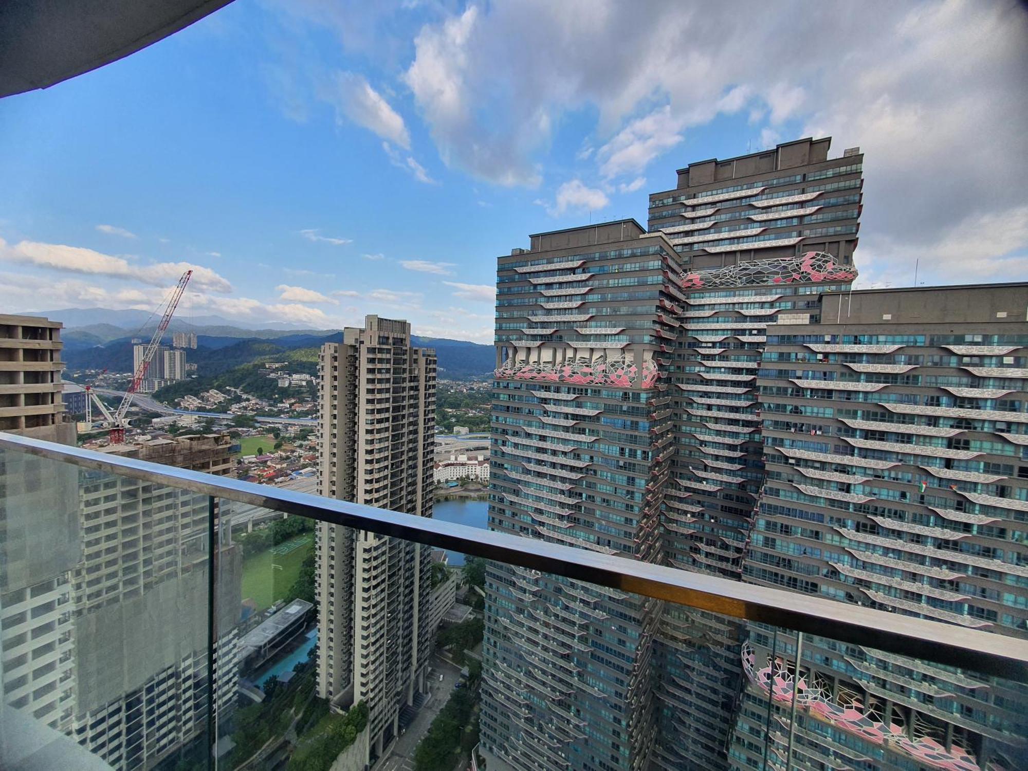 Reizz Residence By Luxury Suites กัวลาลัมเปอร์ ภายนอก รูปภาพ